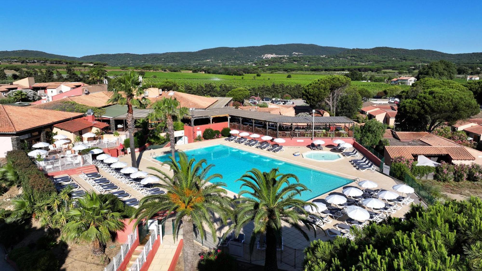 Village Vacances De Ramatuelle - Le Sentier Des Pins Exteriör bild